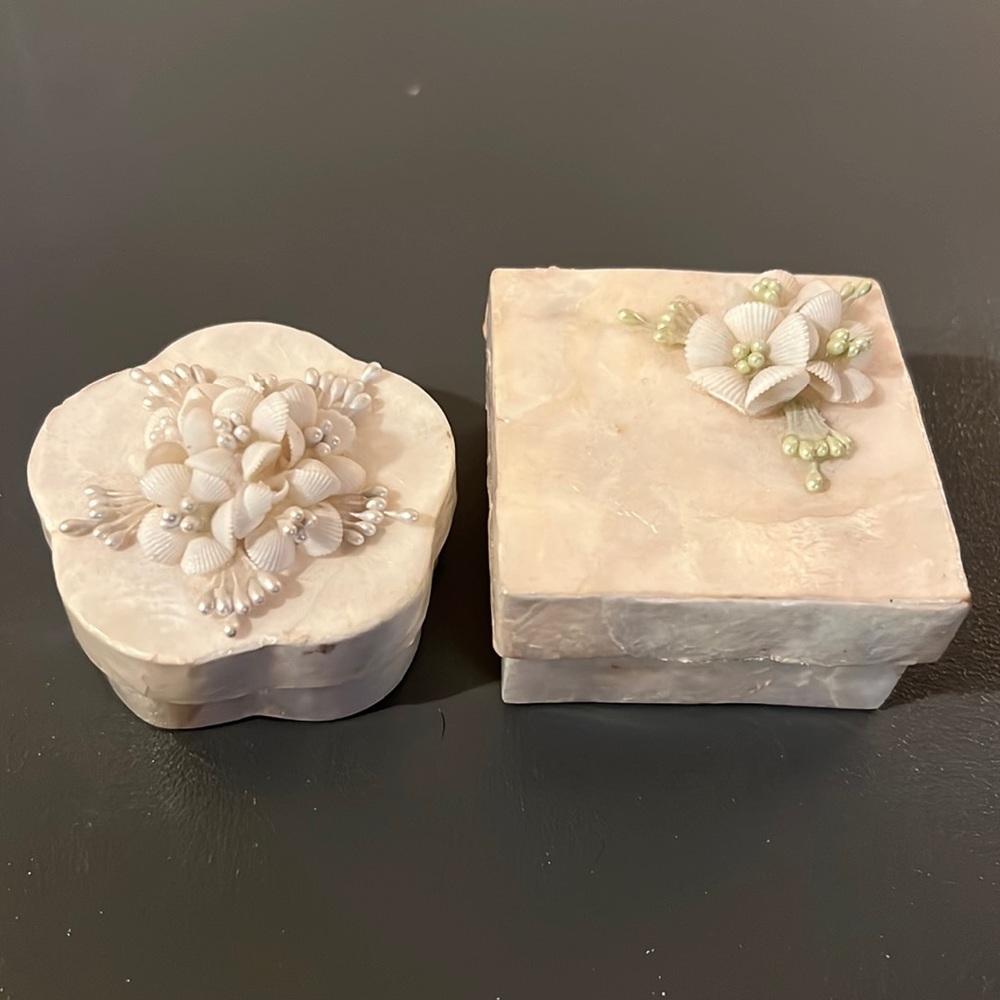 Set of two ivory shell boxes
